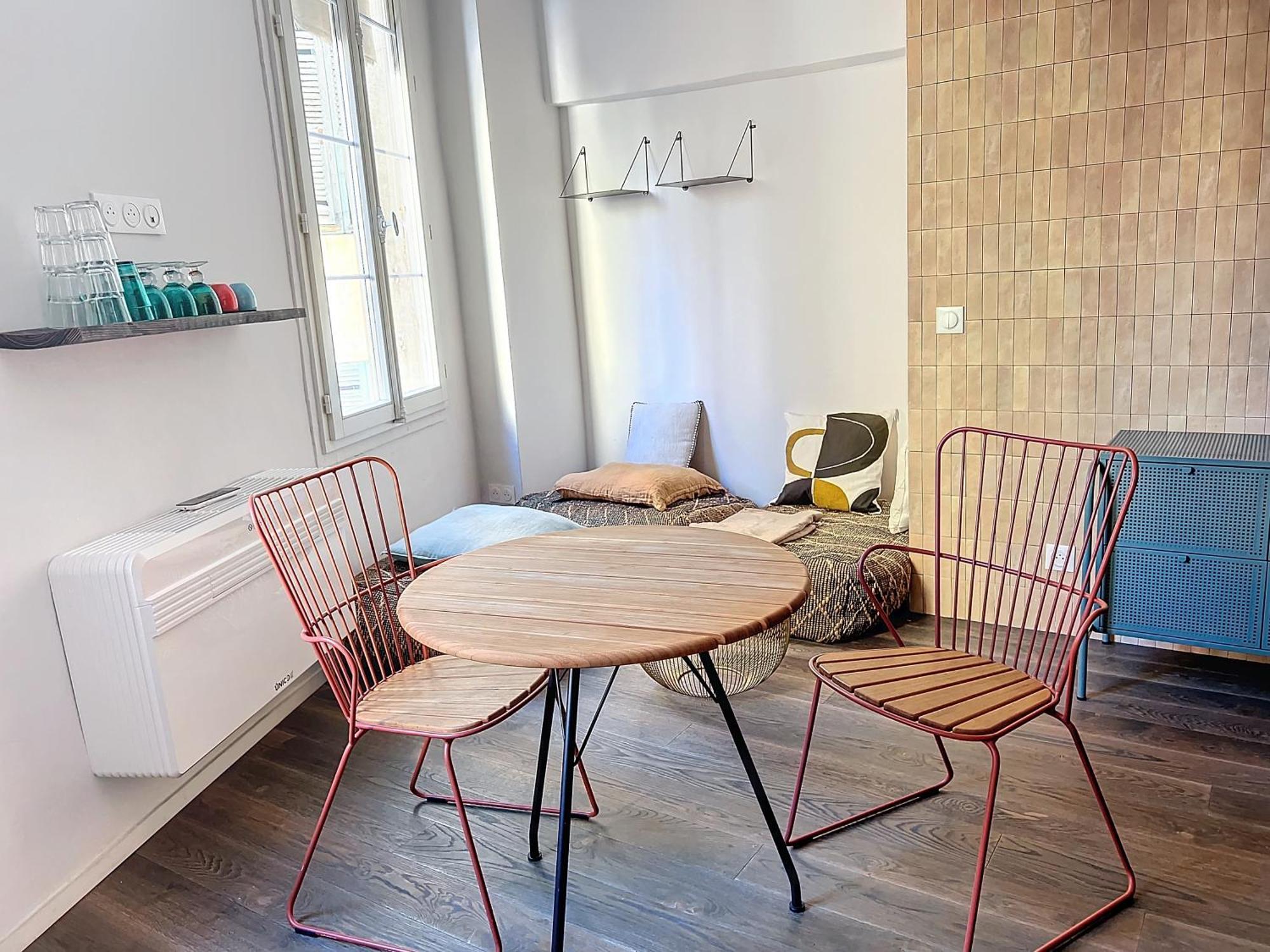 Charming Appartment Old City Ницца Экстерьер фото